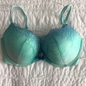 Victoria’s Secret Very Sexy Push Up Bra